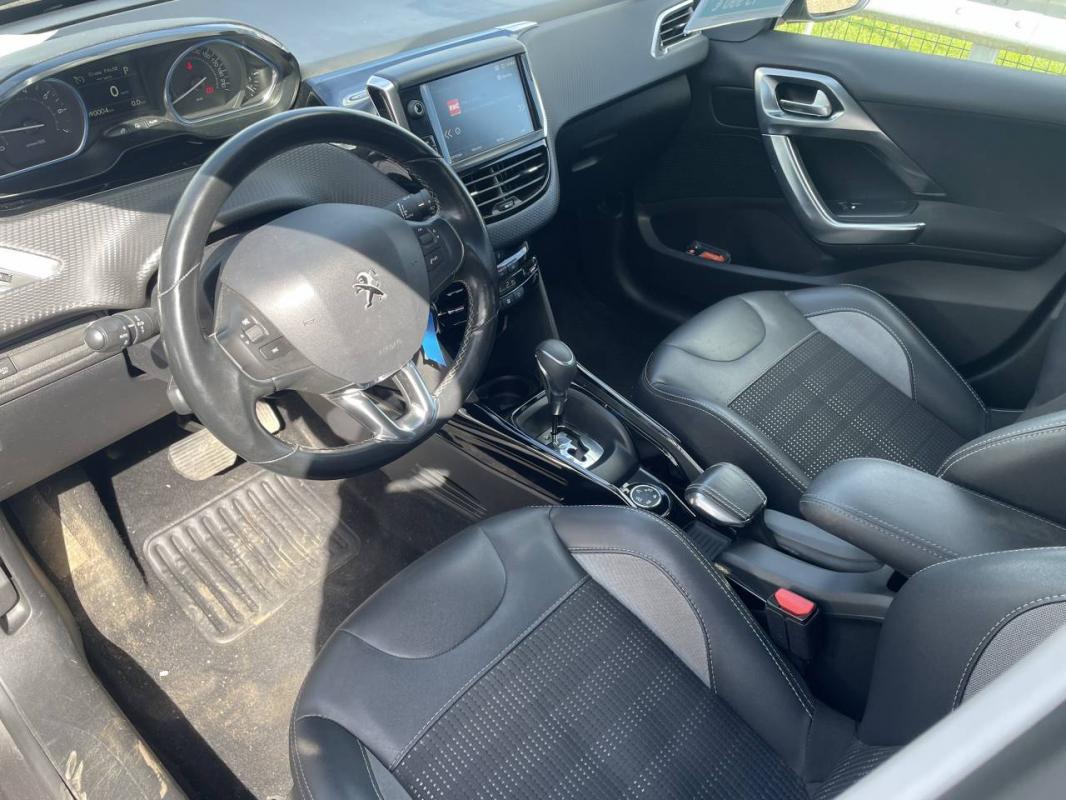 Peugeot 2008 - 1.2 Puretech 110 S&amp;S EAT6 ALLURE BUS.